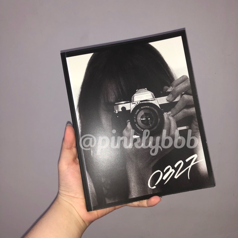 [Booked] Lisa Photobook 0327 Vol.1 [Limited Edition]