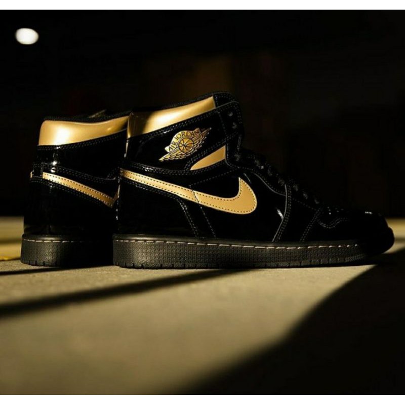 jordan 1 high gold metallic