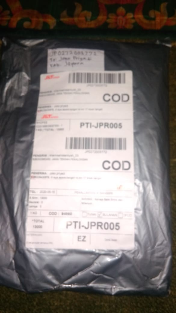 Aneka Kemeja Batik Berbagai Motif Dan Warna Terhizt