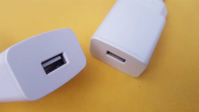 Adaptor Charger Vivo 1A Y93 2018 Y21 Y91 Y91c Y53 Y81 Vivo Y51 Y5L Y71 V3 X3s Original Bawaan Hp Ori-3