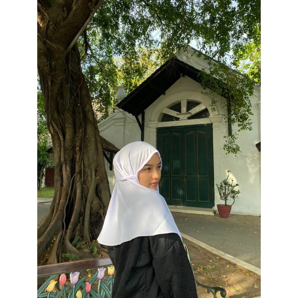 FYLA-BERGO MARYAM PUTIH/SIRIA TALI PUTIH