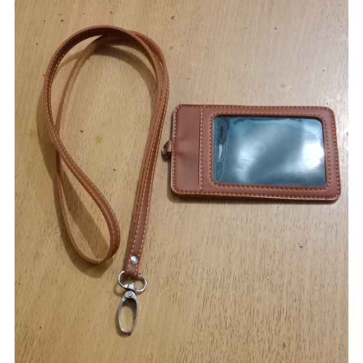 

Dompet dengan Tali 4 Sisi / Dompet 4 Kartu