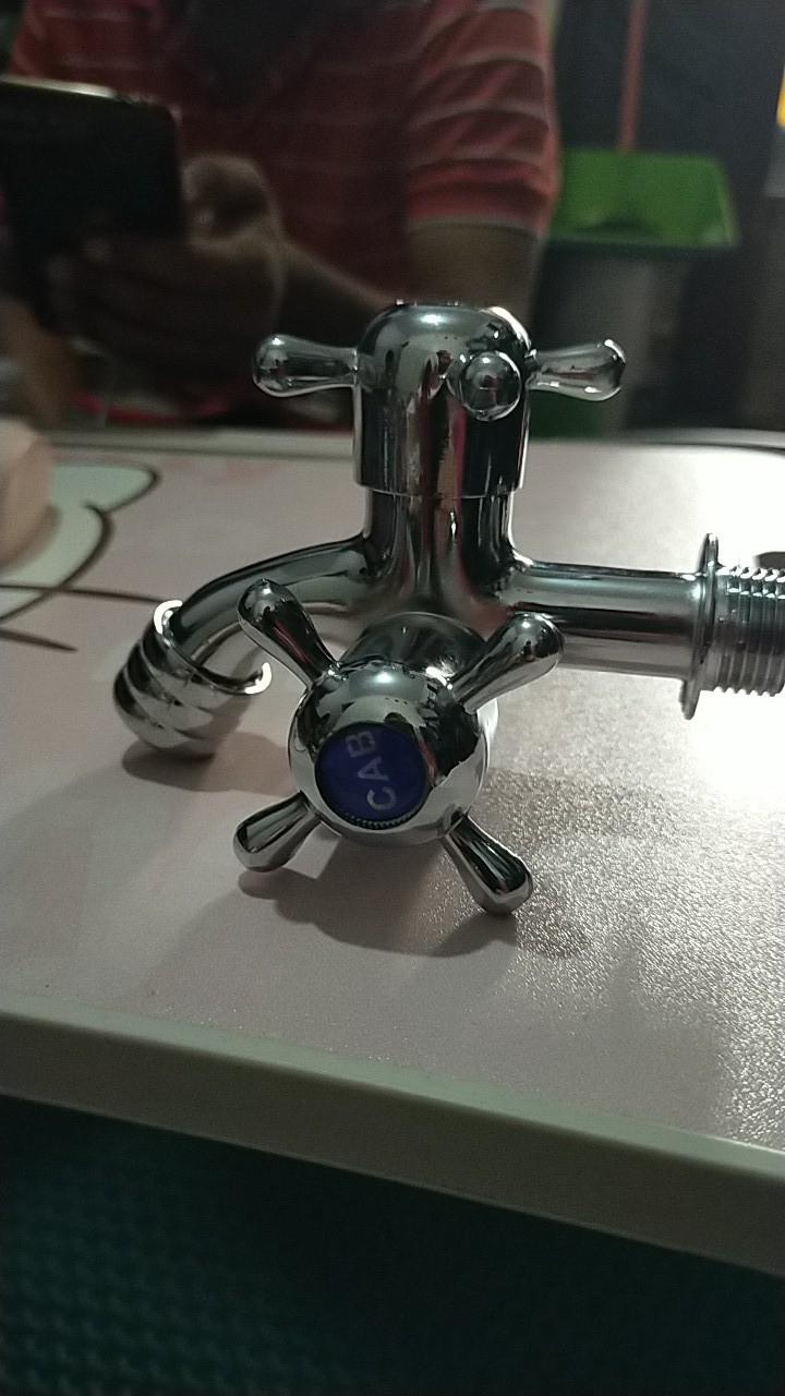 Kran Cabang Stainless Kran Double Sower