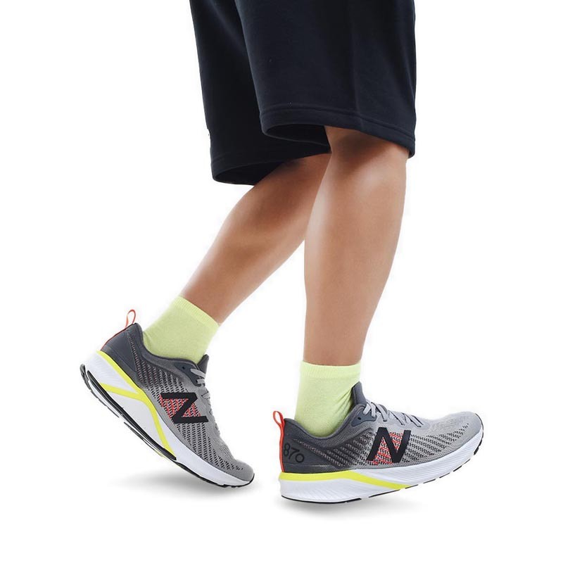 new balance 870 silver