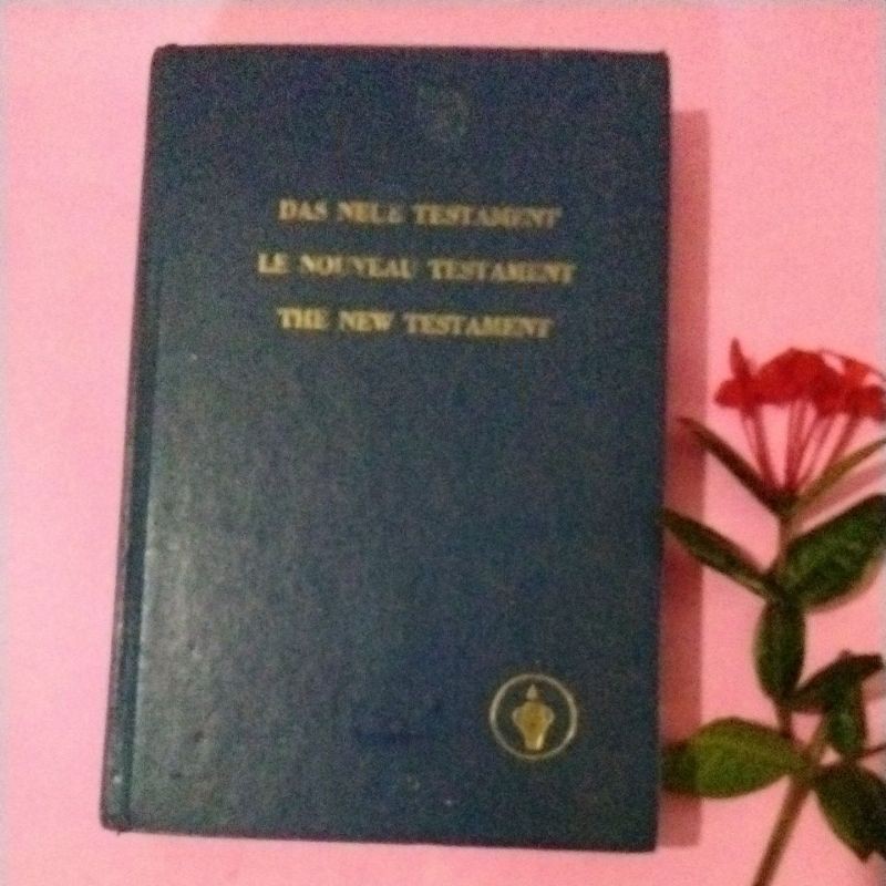 buku DAS NEUE TESTAMENT LE NOUVEAU TESTAMENT THE NEW TESTAMENT