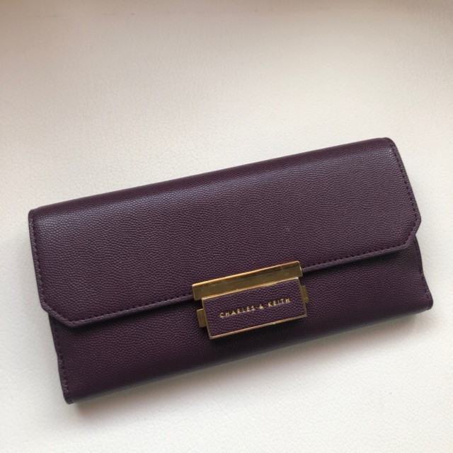 Dompet Charles n Keith