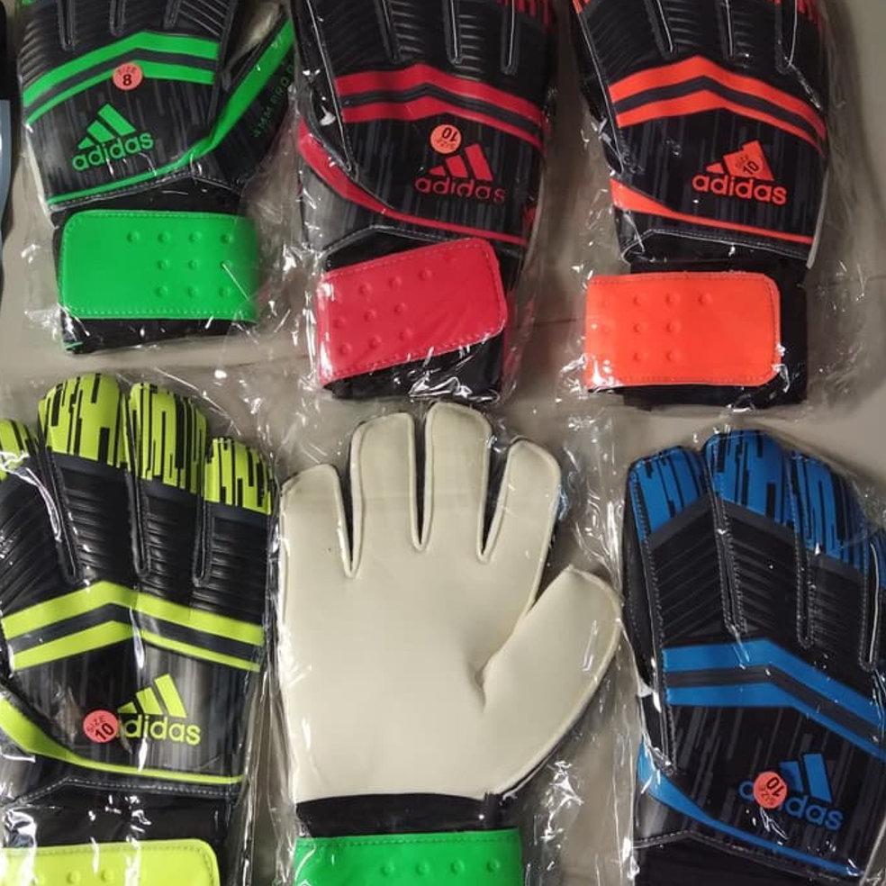 sarung tangan kiper bola dan futsal adidas nike tulang