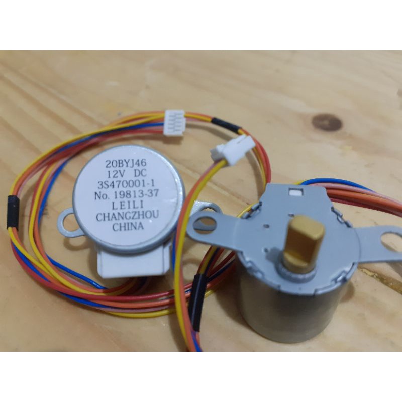 Motor swing ac daikin thailand soket mini 12v DC original part