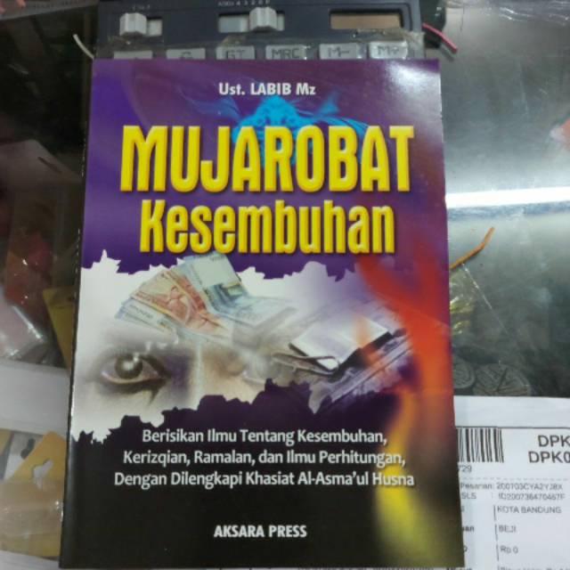Mujarobat kunci kesembuhan 160 halaman AKSARA PRESS