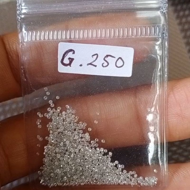Natural diamond- berlian asli eropa ukuran gugur (pecah) 250 / 0,004 carat - berlian tabur eropa buk