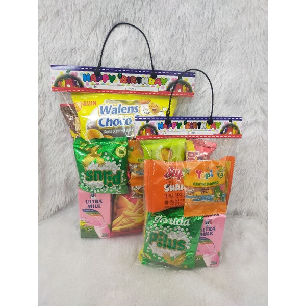 

Plastik Snack Among Us