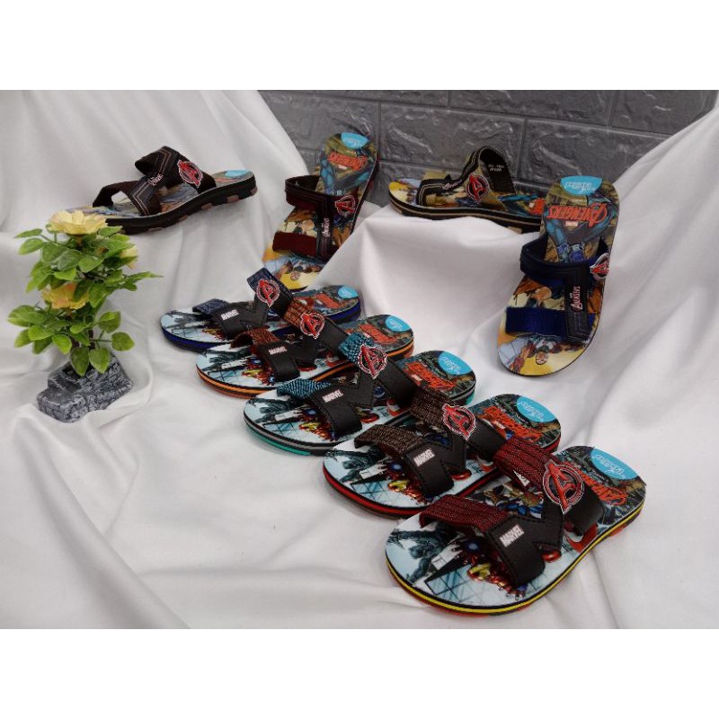Sandal Gunung Terbaru model Slop Marvel Avengers by Loggo untuk Anak (Size 28-37)