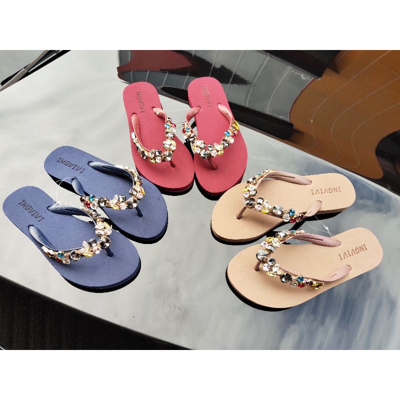 Ingvivi Swarovski Bulat Flat Sandal Jepit Wanita Karet Import Manik Berlian Motek