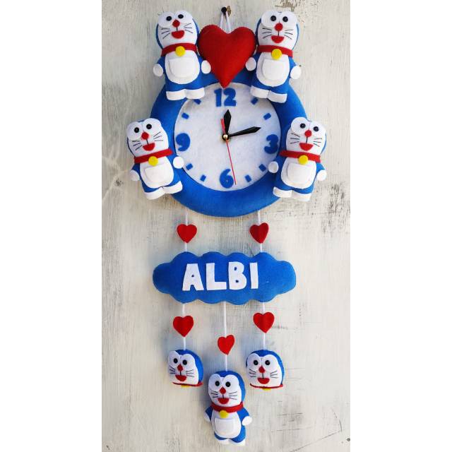 Jam dinding karakter Doraemon termurah gratis nama