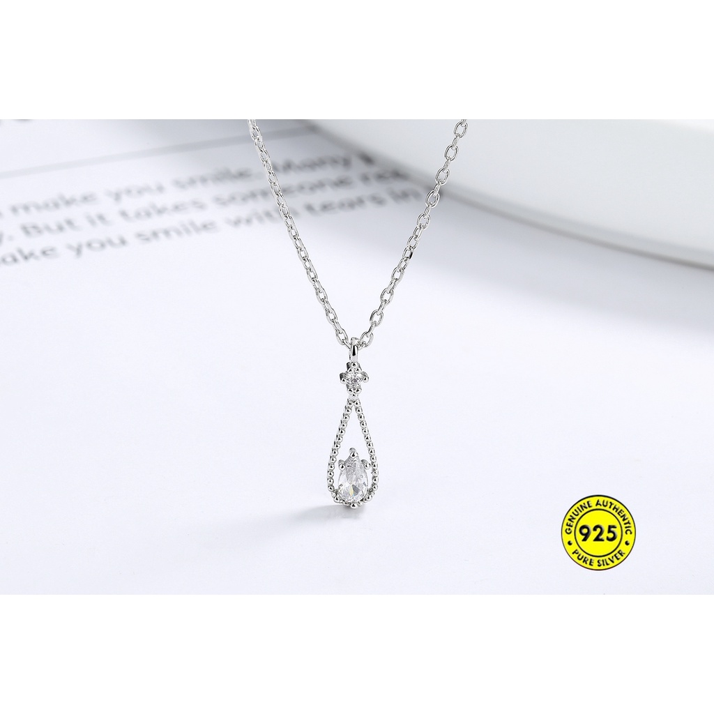 Kalung Rantai Klavikula Desain Water Drop Bahan S925 Silver Zircon Gaya Retro Untuk Wanita