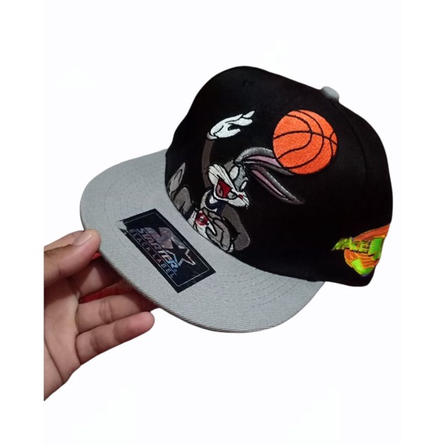 snapback looney tunes