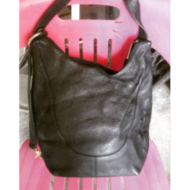 SOLD Sisley Leather Bag Preloved