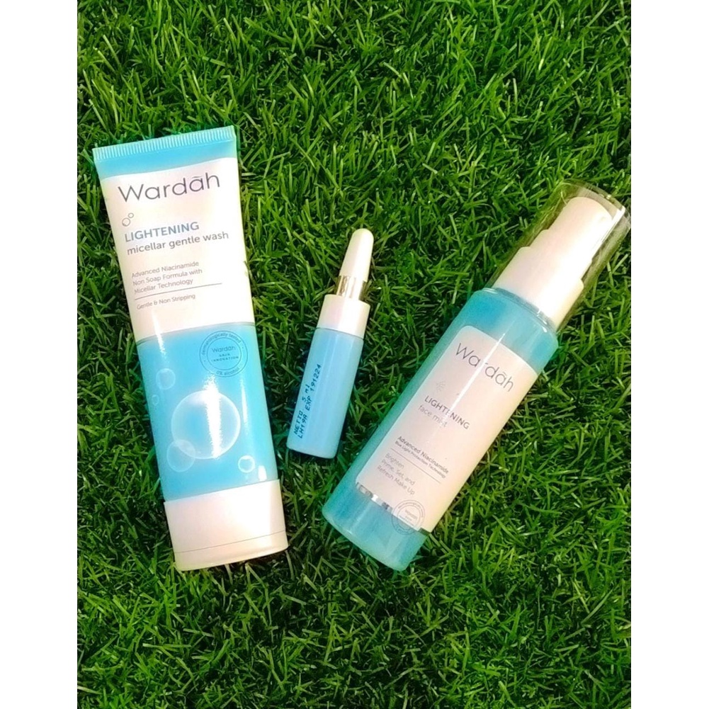 PAKET WARDAH LIGHTENING SERIES ( Day B ,Night B ,serum ,gentle Wash K , face mist )