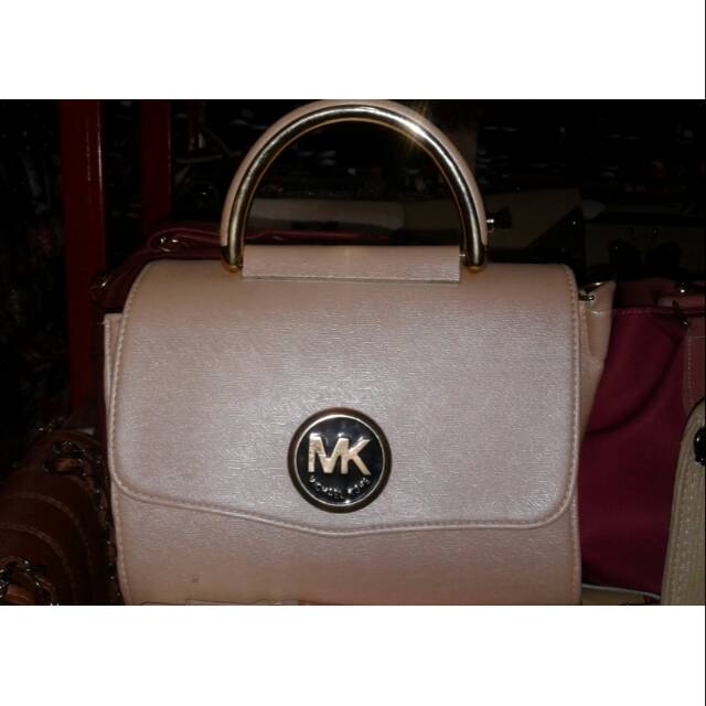 Tas selempang MK