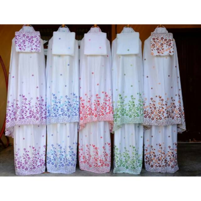 Ecer dan Grosir Mukena Bali Putih Motif Bunga Sakura Shakila