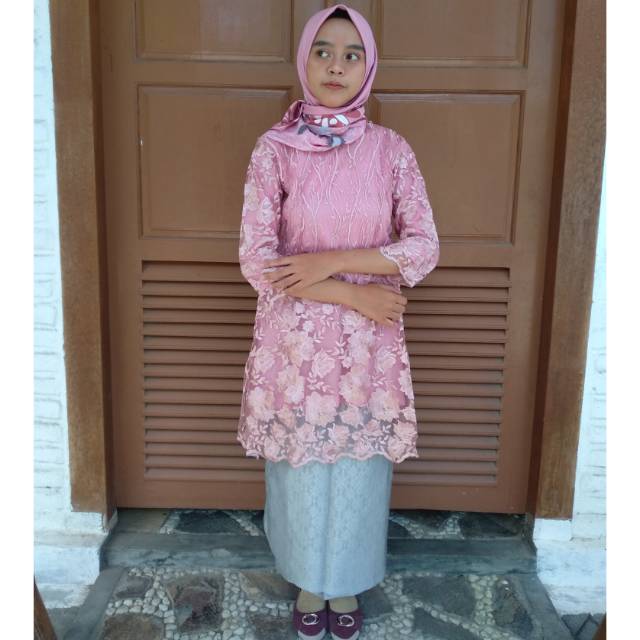 Set baju kurung rossa dan rok songket