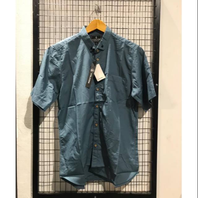 Kemeja Volcom