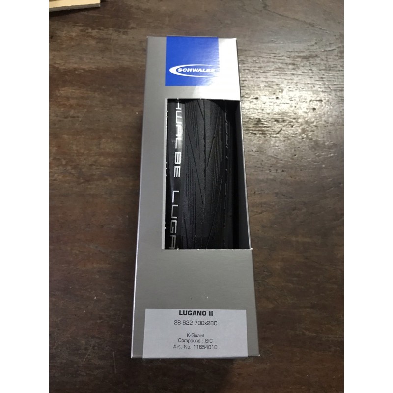 Ban Luar Schwalbe Lugano II 700 x 28c