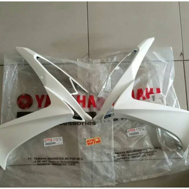 COVER DEPAN XEON RC  SAYAP XEON RC SEPASANG PUTIH ASLI YAMAHA