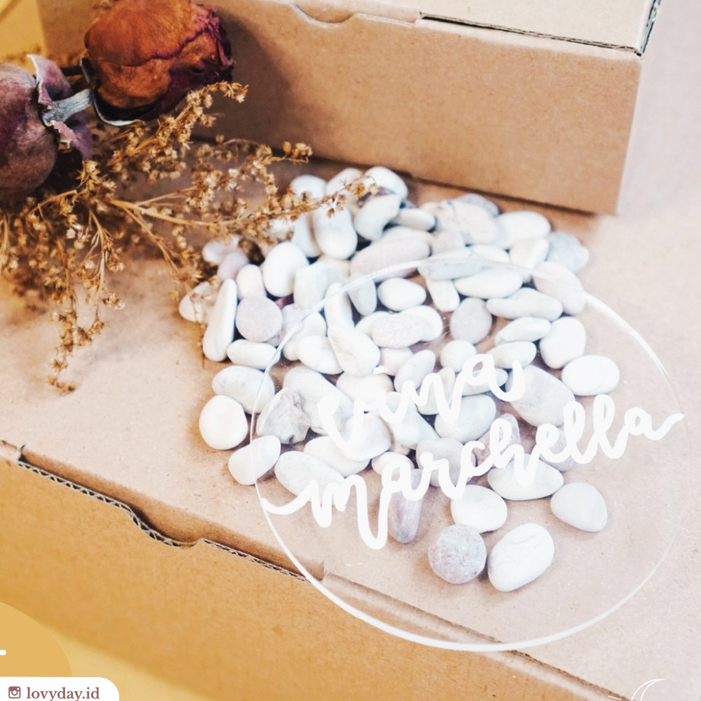 

AKRILIK LETTERING LINGKARAN KADO ULANG TAHUN / PACAR / WEDDING / BRIDESMAID
