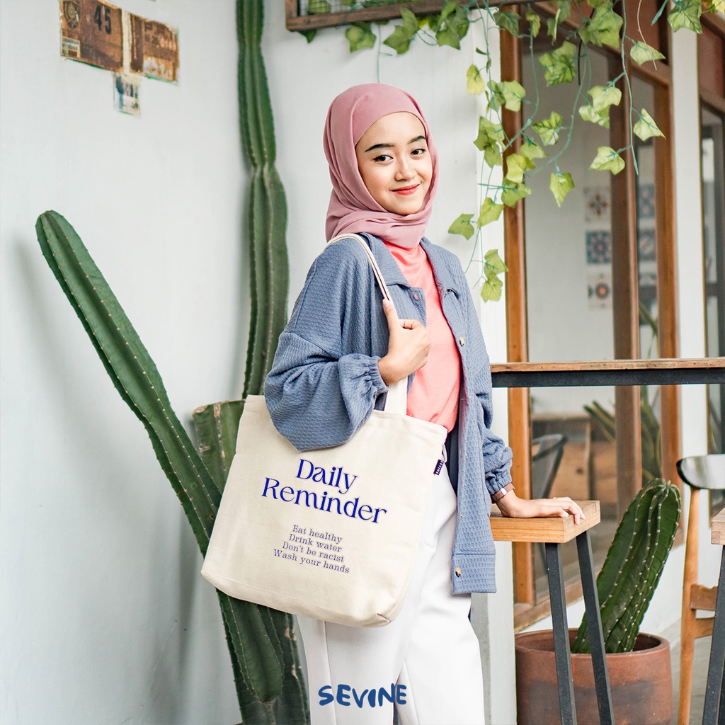 Sevine Tote Bag Kanvas Emily Resleting Kantong Tas Laptop Wanita Kuliah Sekolah Totebag Kerja Quotes Vintage Aesthetic - VU