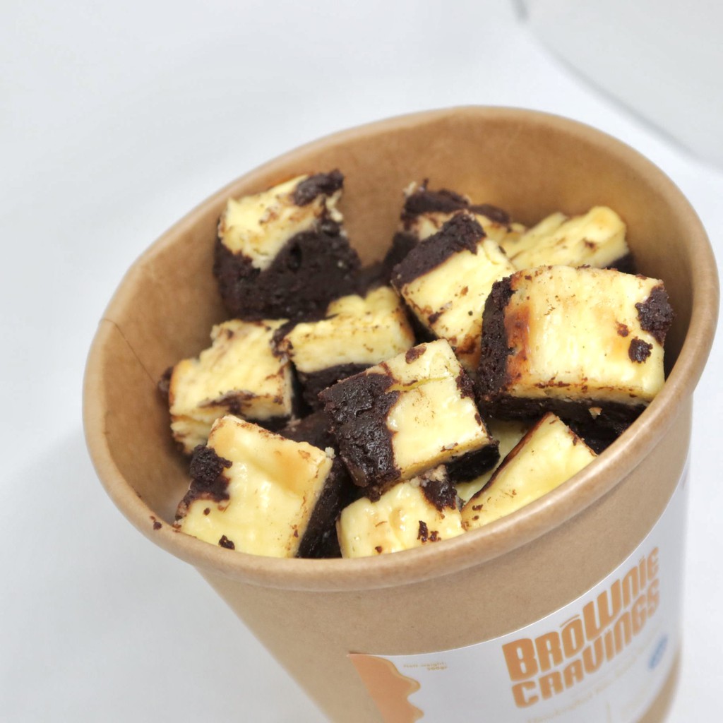 

FUDGY BROWNIES GIANT SIZE / FROZEN PACK BROWNIES / CEMILAN INSTAN RASA KEJU / SAY CHEESE