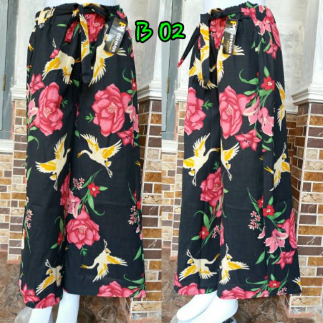 CELANA KULOT KATUN MOTIF WANITA