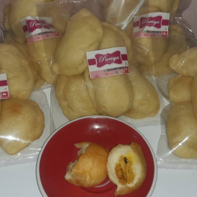 PANADA ISI DAGING AYAM