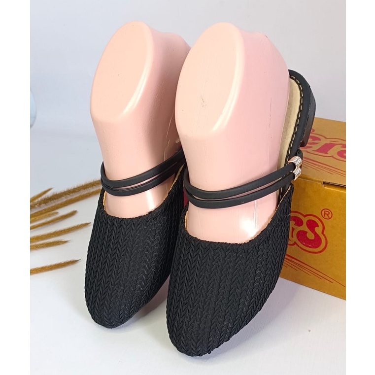 Sepatu Flatshoes Kickres Slop Bustong Tali Wanita  Rajut Dixie kode sr 01