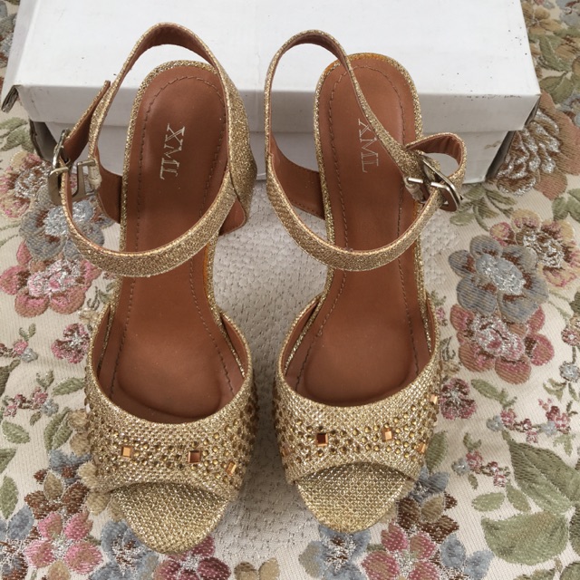 SEPATU XML / SEPATU PESTA / SEPATU SIZE 37 (preloved)