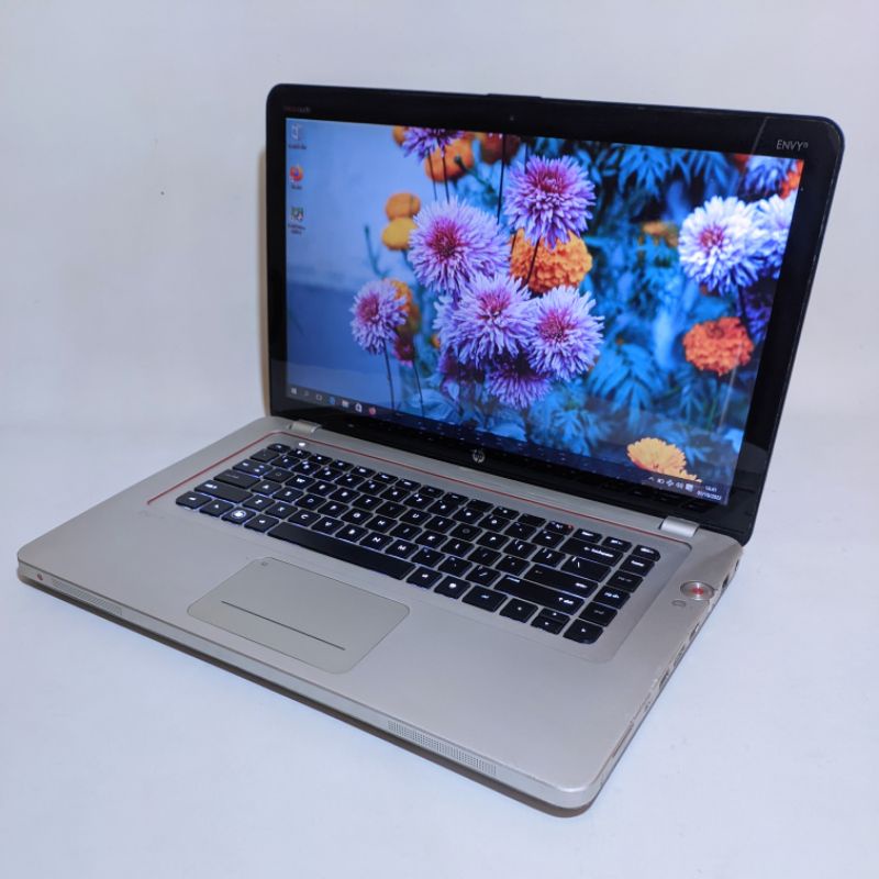 Laptop editing Hp envy 15 - core i7 8core - ram 8gb - ssd 256gb - Dual vga Amd Radeon