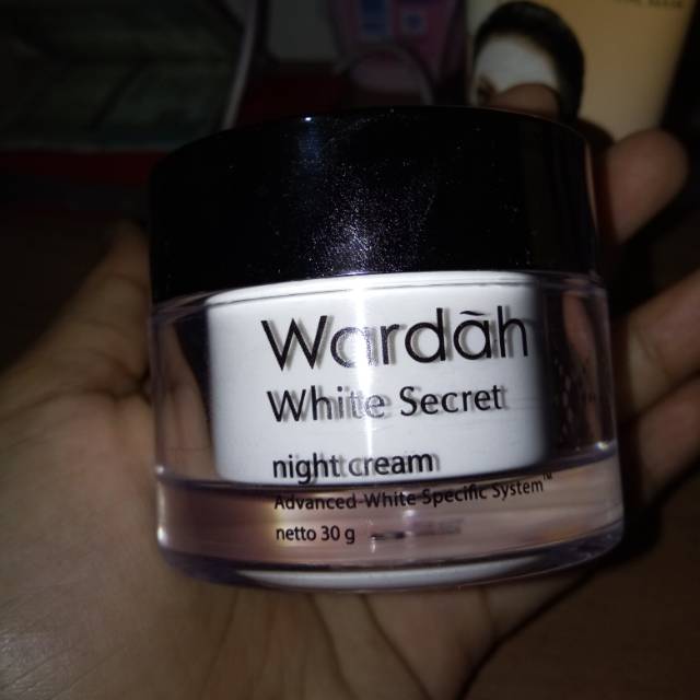Preloved skincare wardah white secret night cream ovale face mask wardah c defense serum