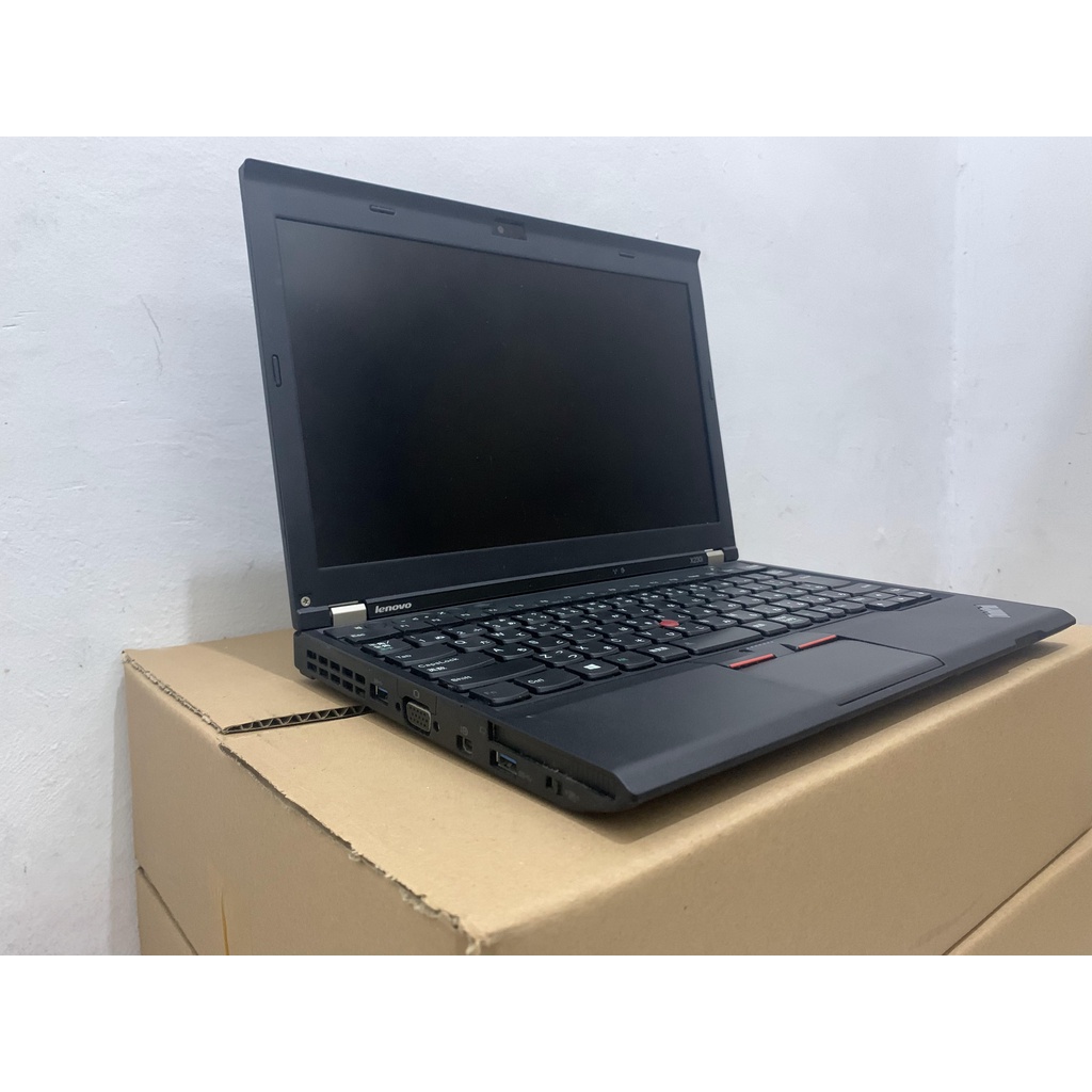 Laptop-Murah-Lenovo Thinkpad-X230i-Corei3Gen3-Ram4G-SSD128GB-Kamera-DVD-Design-Gaming-Win10-Siap Pakai