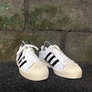 adidas clam toe