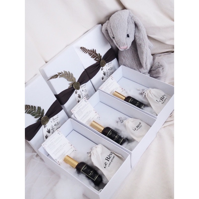 LE REVE Linen Spray & Wax Sachet Hampers