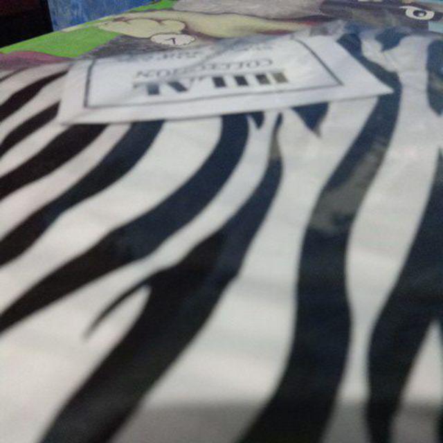 Sprei Motif Circle Triangle