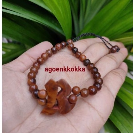 Gelang inisial R coklat kokka kaokah