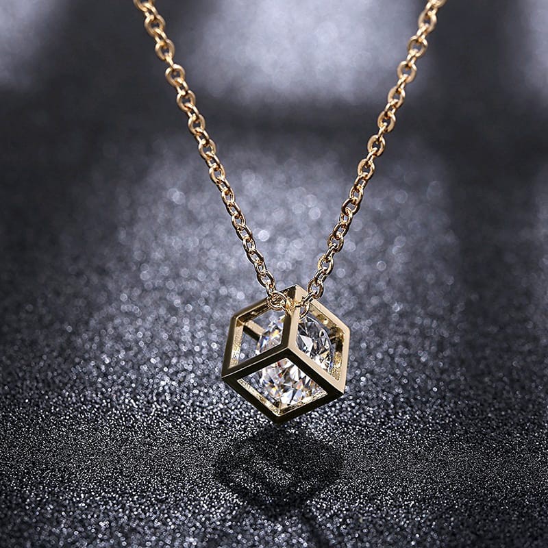 Kalung Alloy Anti Karat Crystal Berlian kubus Fashion Model korea