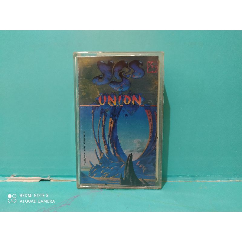 Kaset Pita : YES - UNION.