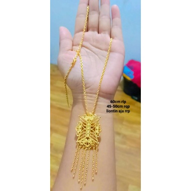 kalung ,cincin motif pintu Aceh (kalung+liontin) dan bisa jadi Bros cantik,awet,mewah