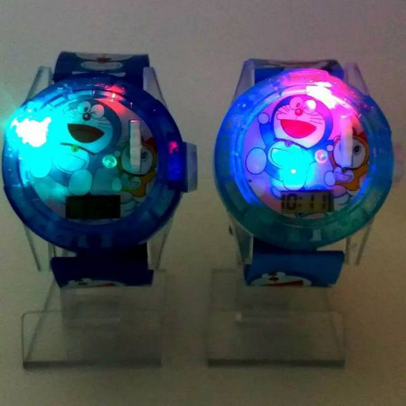 Jam anak perempuan jam karater Doraemon