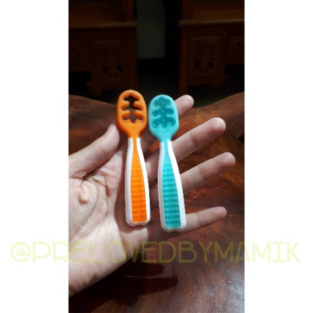 PRELOVED NUMNUM GOOTENSILS DIPS PRE-SPOON
