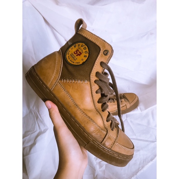 Exodos ozora tan