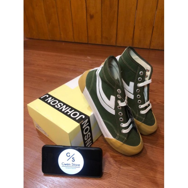 Johnson Galaxy Pro High Cut Green BNIB - Sepatu Sneakers Casual