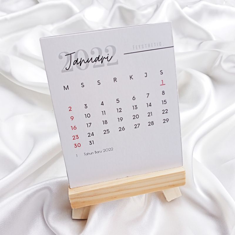 Mini Kalender 2022 / Kalender Meja / Kalender Stand Kayu